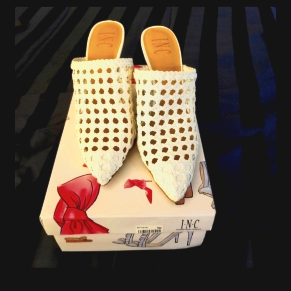 COPY - I.N.C. White heel